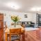 Seaside Cottage Apartment by DRM - 卡尼索
