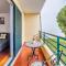 Cozy Seaside Apartment Near Beach and Airport