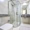 Luxury 1BR Near Burj Khalifa with Canal Views