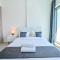 Luxury 1BR Near Burj Khalifa with Canal Views