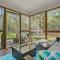 Seahorse Cove - Screened porch, Shared pools! - Greenbackville