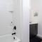 Radiant Vibes Spacious 2BR 2BA 2 King Beds Gym WFH - Whitestown