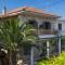 Ikia Luxury Homes