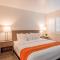 Inn At Moss Landing Point