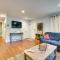 Renovated, Spacious Retreat in Union Pier!