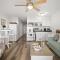 Ocean Front Condo with Private Water Front Balcony - جزيرة هيلتون هيد