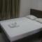 Hidden Pearl Hotel (Janus Luxury Suites) - Angeles