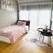Summer Holiday 4 bedrooms house in Hamilton with pool and spa