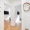 2 Bedr, 3 Beds, 1 Bath Thames, Trafalgar SQ