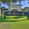 Naples Resort Condo on 2 Championship Golf Courses