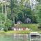 Emerald Cove Cottage-3 bd, 2 ba-Sleeps 10 - Newaygo