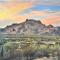 Desert Oasis 4BD 3BA, Lux Resort Pool in Mesa, AZ - Mesa