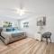Spacious Newly Remodeled 3/2 - 莱克兰