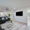 Spacious Newly Remodeled 3/2 - 莱克兰