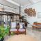 The Old Shop loft apt in the heart of Kalk Bay - Kalk Bay