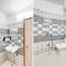Super Collection O Sector 20 Noida