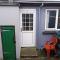 Cosy Cottage- Sleeps 5 Free Parking & Golf Nearby - Buncrana