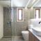 Stylish Central Apartment • City Views • Prime Location • Parking - Nicosia