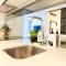 Modern Luxe Chic 2BR Near Southern Cross Station