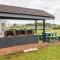Uvongo Chalet 11