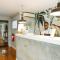 Joli Guesthouse
