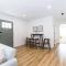 Near Downtown Denver A Huge Home With Two Kitchens - دنفر