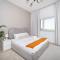 Elegant and Spacious 2-Bedroom Apartment in JVT - Dubaj