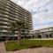 Luxury 1 Bed Apt Seafront Escape in Cannes - 戛纳
