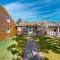 4th Avenue Beach Cottage