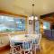 2 Bed 2 Bath Vacation home in Whittier V