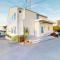 Wycliff Beach Condo