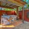 Dog Friendly Home with Private Fenced Zen Yard & Fire Pit! STEPS to the Beach! - نيو سميرنا بيتش