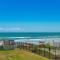 Ocean View Balcony just STEPS to the Beach with Pool, Parking and Wi-Fi! - New Smyrna Beach