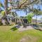 Lakefront Retreat with Kayaks and Fire Pit in Clermont - Клермонт