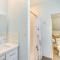 Bright Home Near Pine Lake with Deck and Yard - LaPorte
