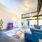 McCormick Pl HUGE 5Br 2Ba with Pool table and optional parking sleeps 12 - Chicago