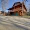 Luxury Mountain Cabin with Hot Tub and Pool Table! - 韦恩斯维尔