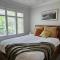 Lovley sunlit apartment walking distance to Cronulla mall and Cronulla Beach