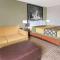 Super 8 by Wyndham Madison South