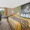 Super 8 by Wyndham Madison South