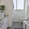 Cozy and Spacious Best Views in Ramat Gan Balcony and Free Parking - 特拉维夫