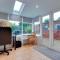 Pass the Keys Spacious and modern house with Free Parking - Cambridge