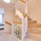 Modern and Spacious Townhouse with Own Carpark Pass the Keys - Cambridge