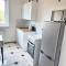 Large flat with separate rooms for 3 to 8 guests - 蔡茨