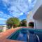 Leroy Party&Event Villas by HolidayKeys