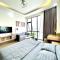 Modern Studio With City View And Kitchen - 芹苴