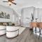 New! Boho Bungalow, Heated Pool, Community Amenities, & More! - 布雷登顿