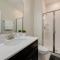 Elegant 4BR Home w/ Pool – 10 Min to Disney! - 基西米