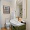 Big Bear Cottage - Walk to Lake, Smart TV, Fireplace, Deck - بيغ بير لاكي