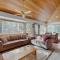 North End Sunriver Home